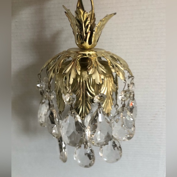 Vtg Mini Upside Down Layered Cake Crystal Chandelier - Picture 2 of 16